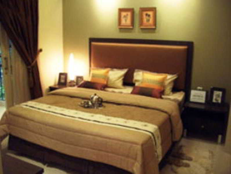 Trio Bandung Exterior foto